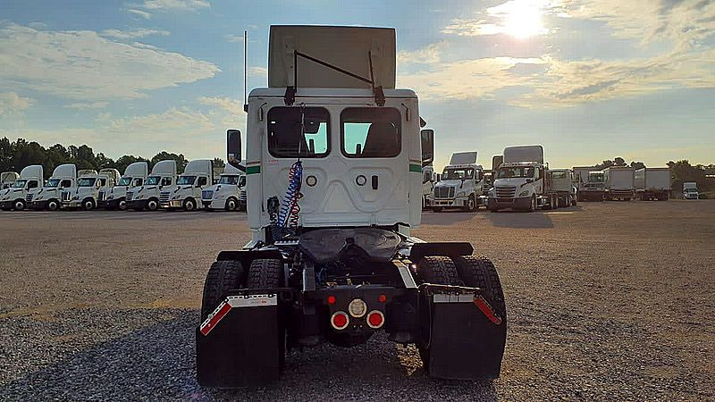 2021 Freightliner C120