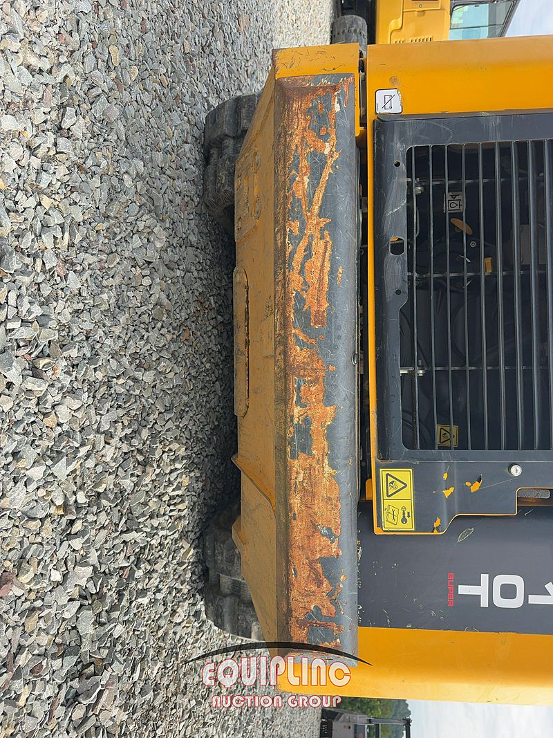 2018 JCB 210T LOADER