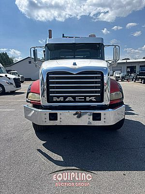 2009 Mack Granite - Roll-Off