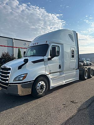 2020 Freightliner Cascadia