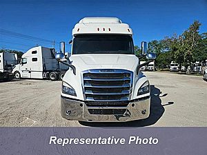 2020 Freightliner Cascadia 116 - Sleeper Truck