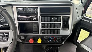 2020 Mack PI64T