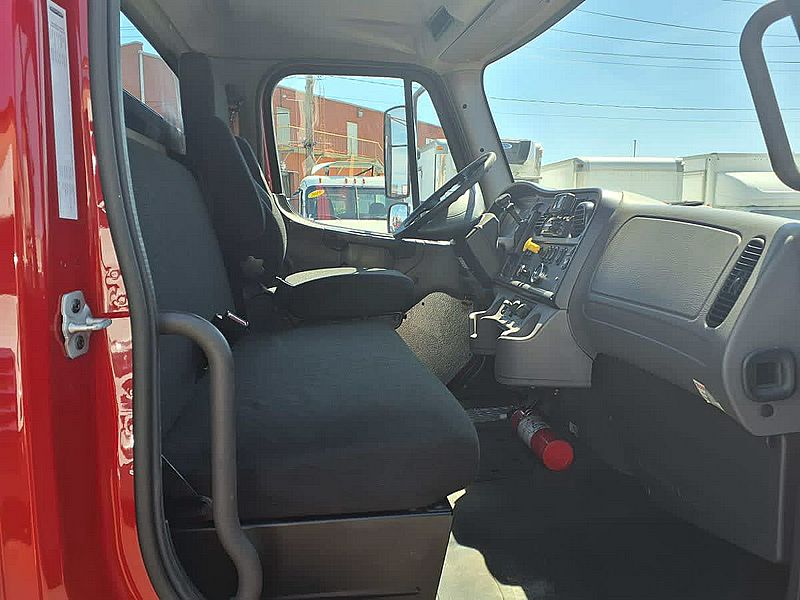 2019 Freightliner M2 106