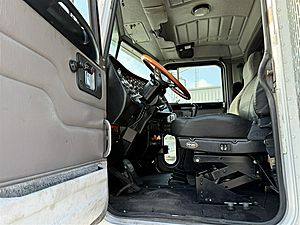 2005 Peterbilt 379