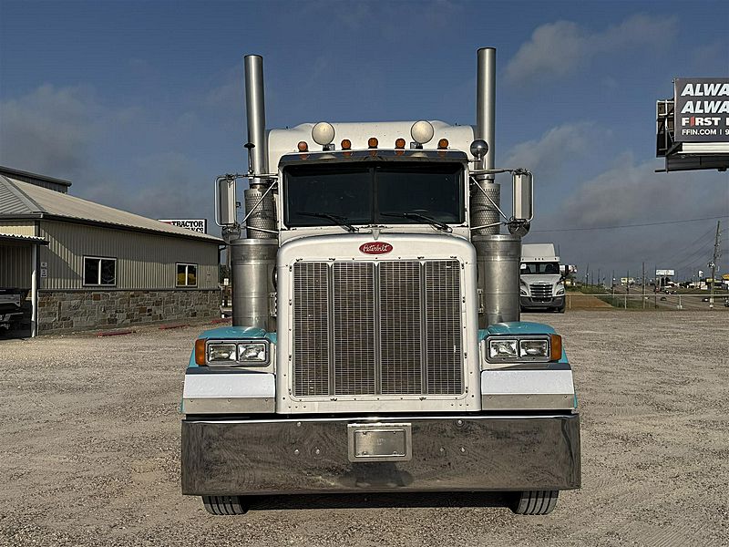 2005 Peterbilt 379