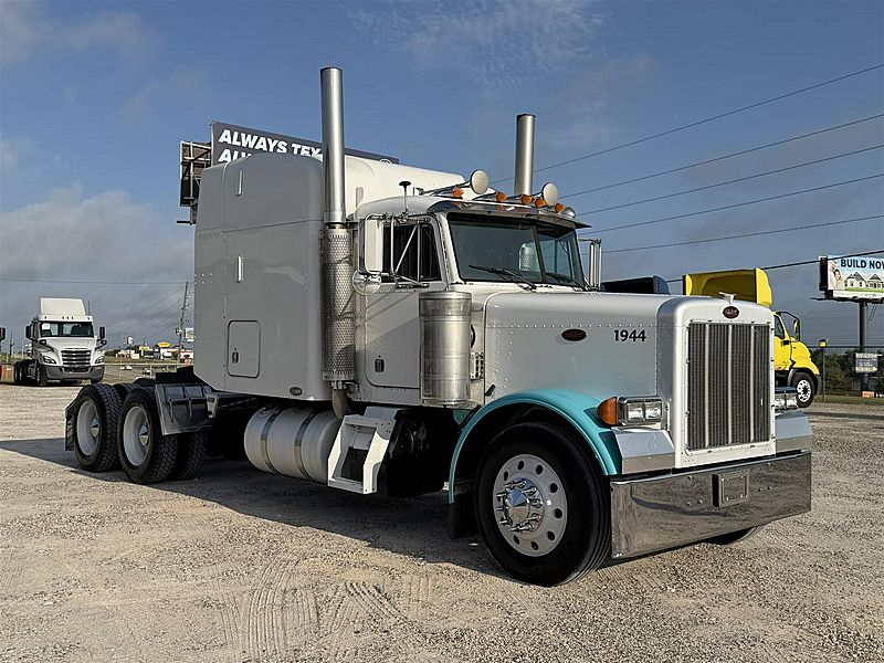 2005 Peterbilt 379