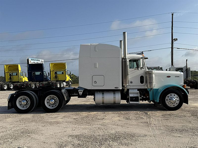2005 Peterbilt 379