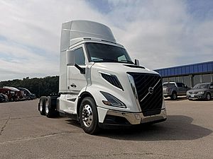 2027 Volvo VNR300 - Day Cab