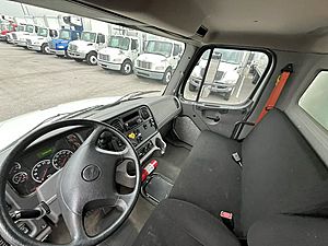2020 Freightliner M2 106