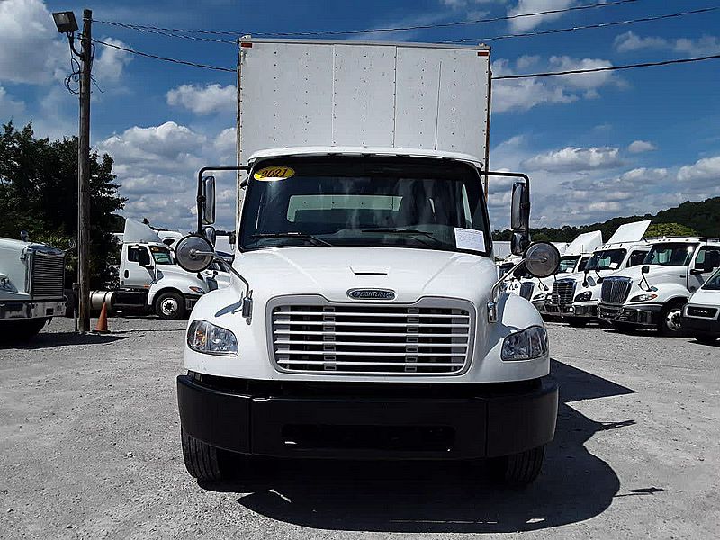 2021 Freightliner M2 106