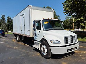 2020 Freightliner M2 106 - Box Van