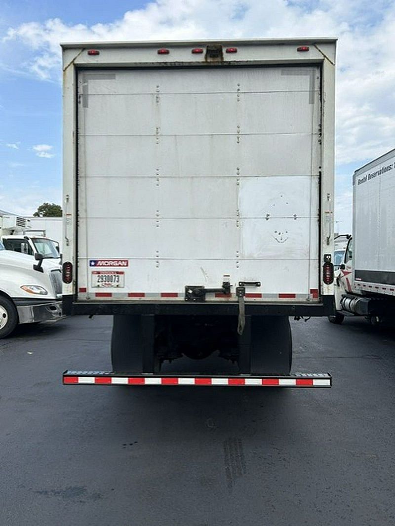 2020 Freightliner M2 106