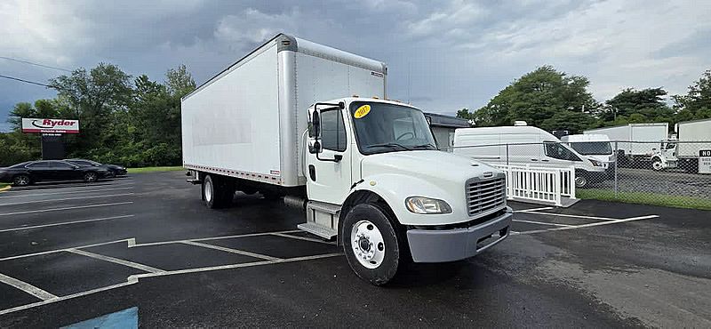 2017 Freightliner M2 106