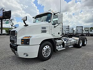 2019 Mack Anthem AN64T - Day Cab