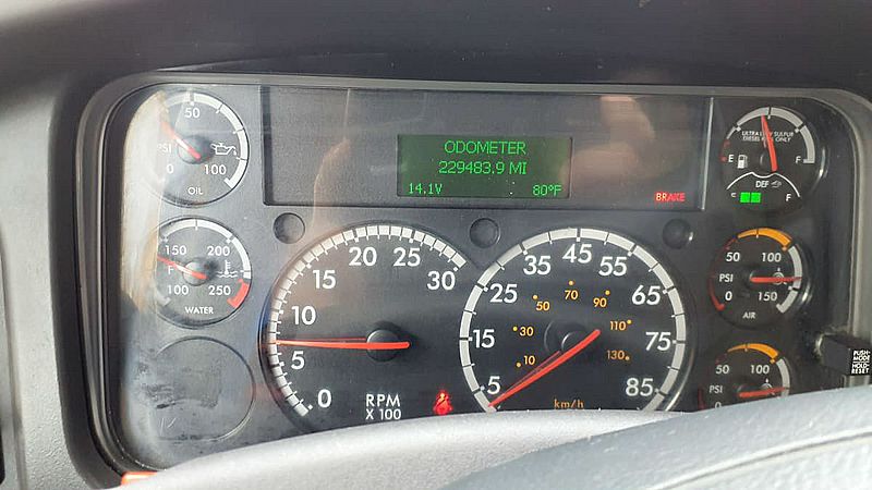 2021 Freightliner M2 106