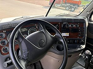2020 Freightliner Cascadia
