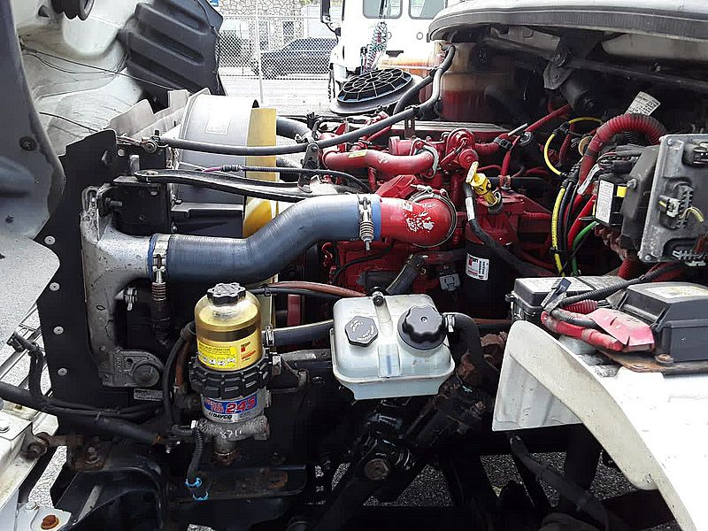 2019 Freightliner M2 106