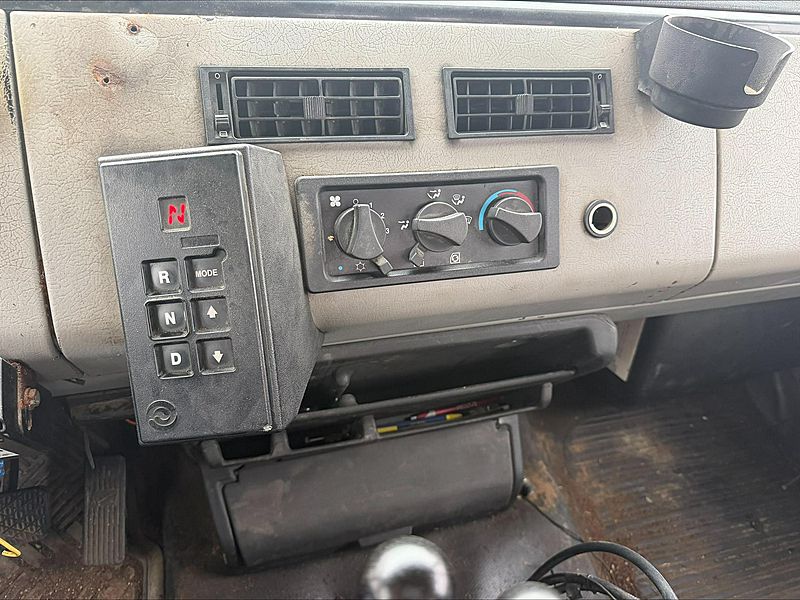 2002 Freightliner FL80