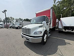 2018 Freightliner M2 106