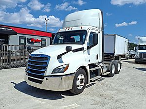 2020 Freightliner Cascadia