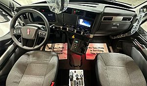 2027 Kenworth T880 - Dump Truck