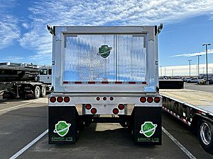 2026 ARMOR LITE VP96 - Day Cab