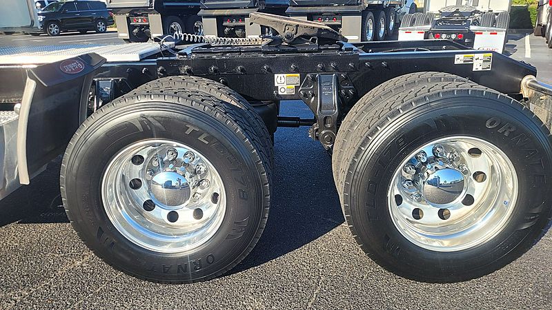 2025 Peterbilt 579