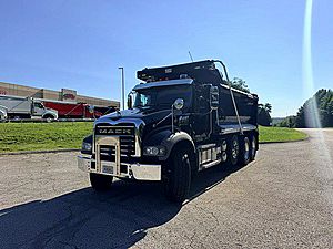 2020 Mack Granite - Dump Truck
