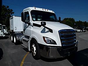 2019 Freightliner Cascadia - Day Cab