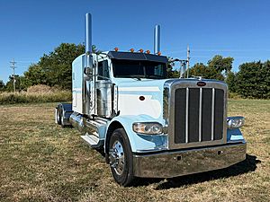 2023 Peterbilt 389 - Sleeper Truck