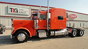 2017 Peterbilt 389 - Sleeper Truck