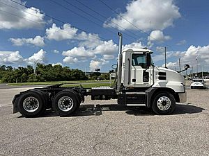 2025 Mack AN64T