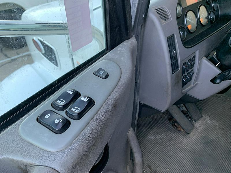 2016 Peterbilt 337