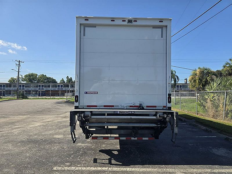 2019 Freightliner M2 106