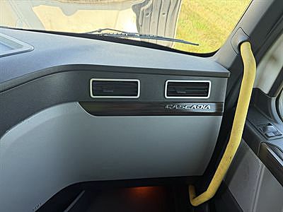 2022 Freightliner Cascadia