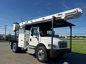 2017 Freightliner M2