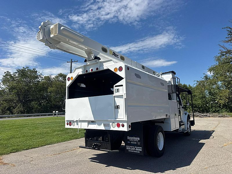 2013 Freightliner M2