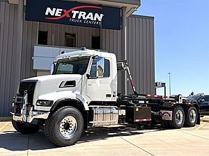 2027 Volvo VHD64F300 - Roll-Off