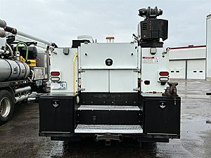 2019 Peterbilt 337