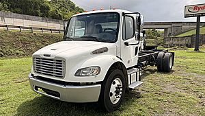 2018 Freightliner M2 106 - Day Cab