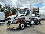 2020 Freightliner Cascadia