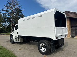 2009 Freightliner M2