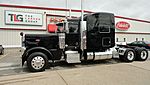2017 Peterbilt 389