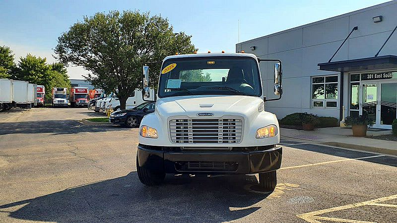 2018 Freightliner M2 106