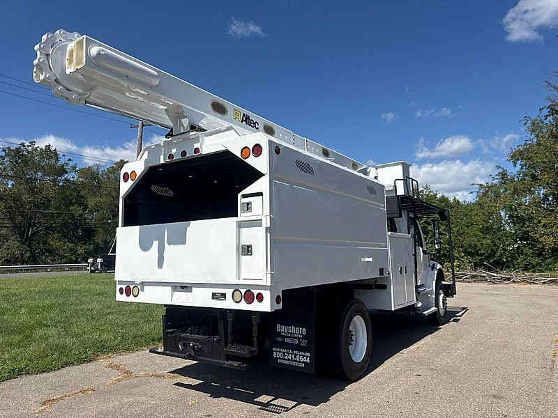 2016 Freightliner M2