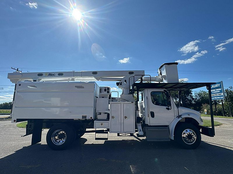 2016 Freightliner M2