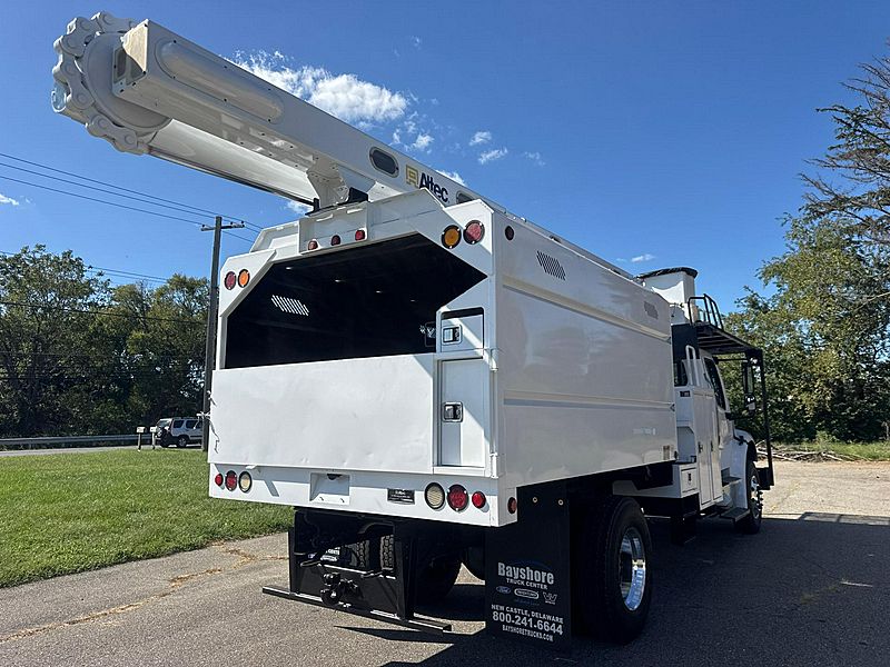2016 Freightliner M2