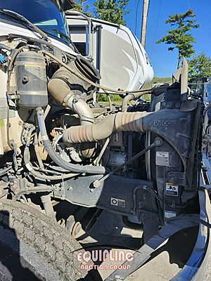 2017 Peterbilt 337