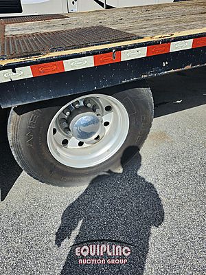 2017 Peterbilt 337