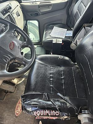 2017 Peterbilt 337